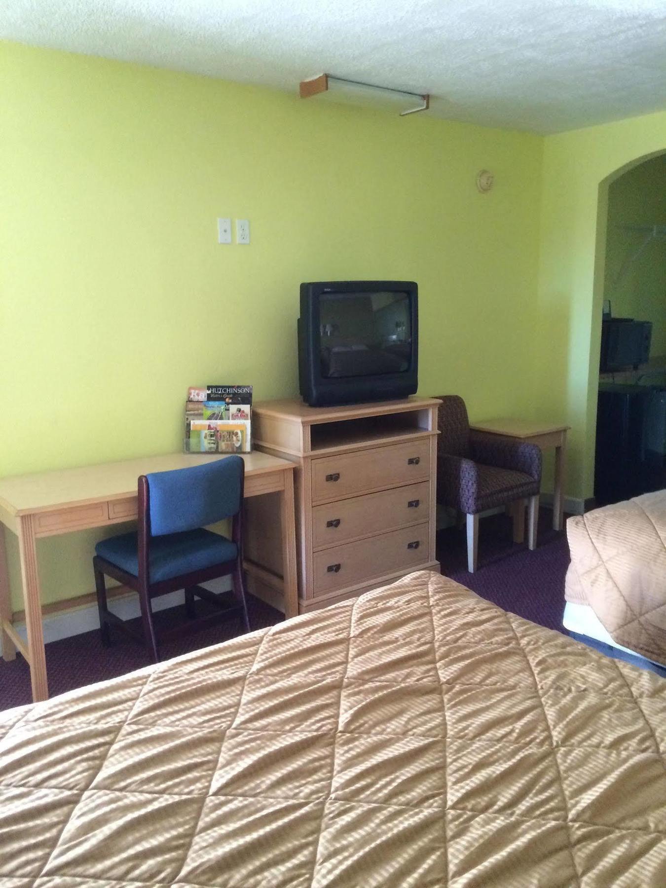 Hutchinson Inn Zewnętrze zdjęcie