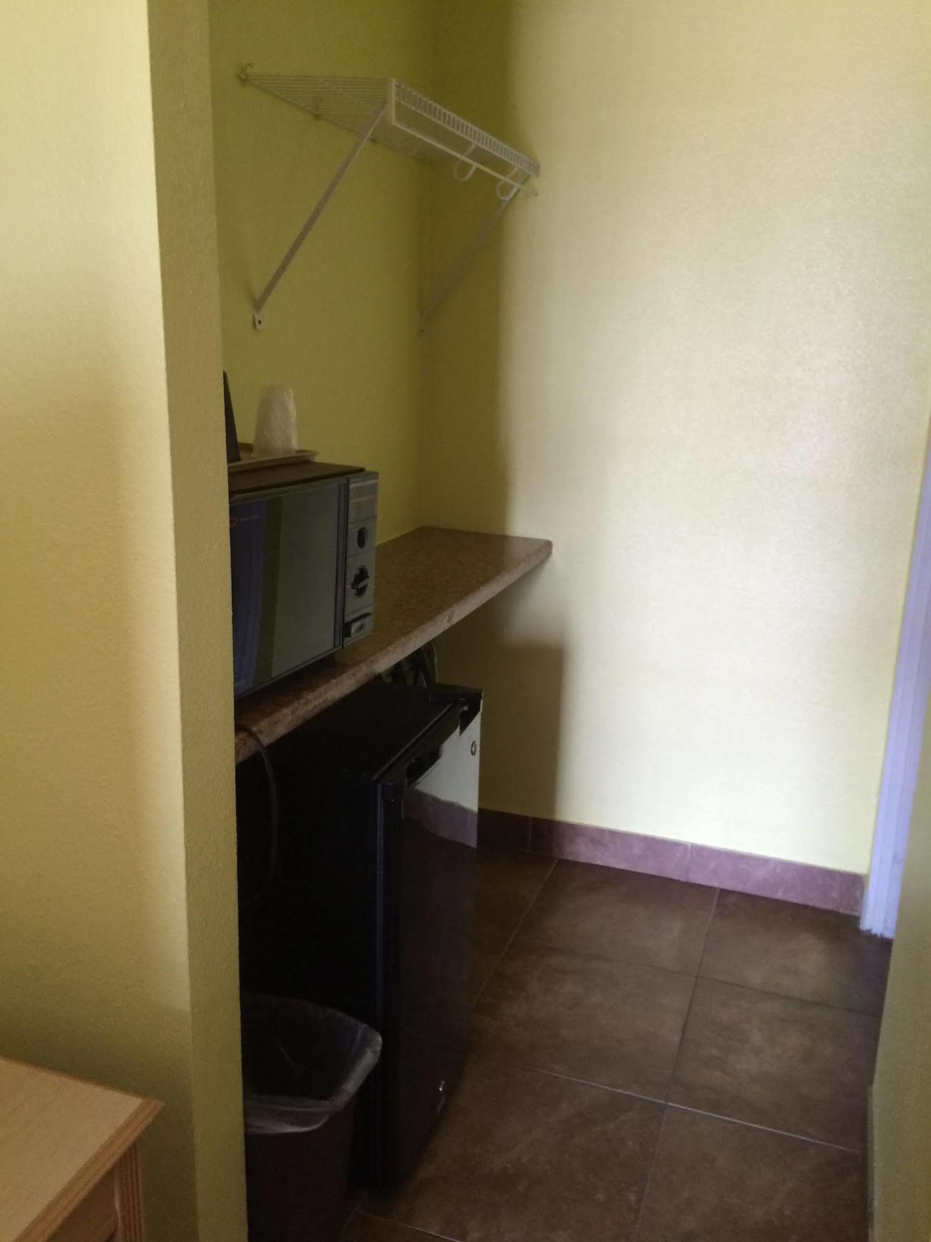 Hutchinson Inn Zewnętrze zdjęcie